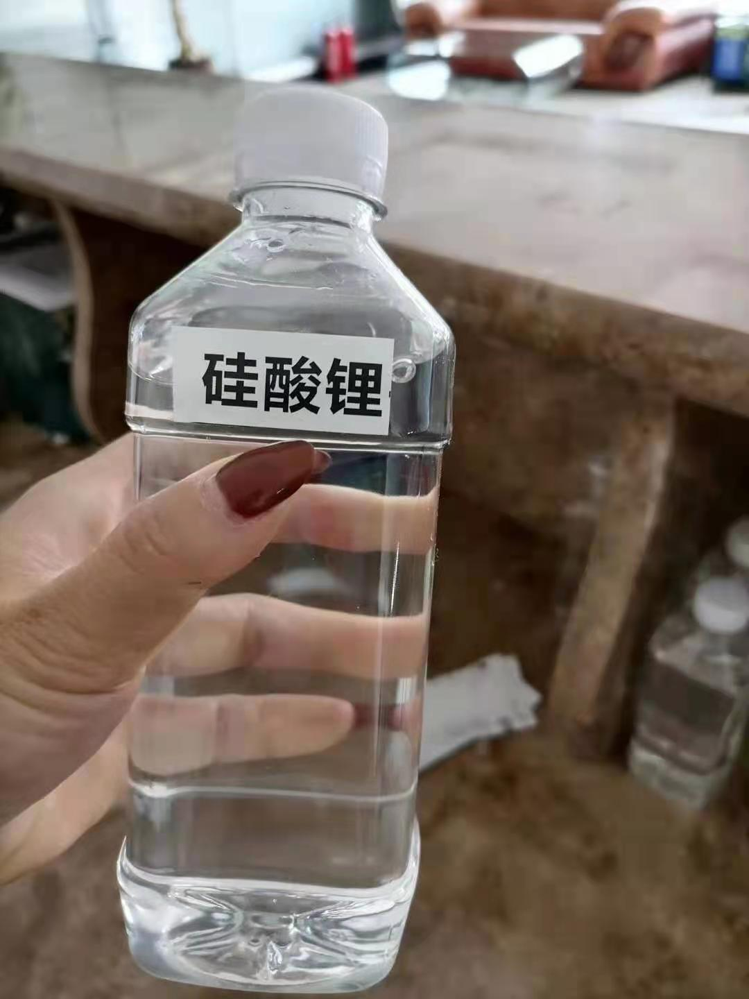 DƬ2.png